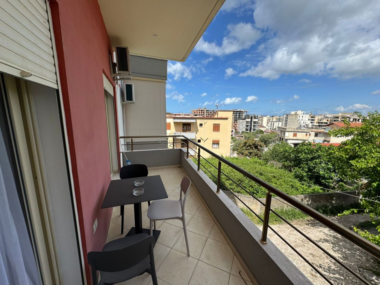 Eiendom til salgs i Vlora Albania, nær stranden